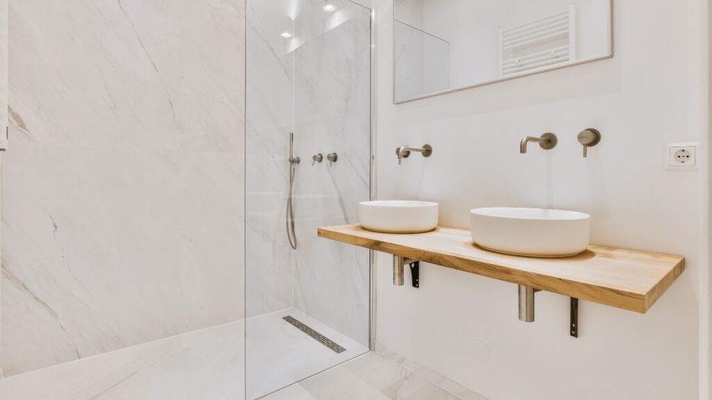 Common Mistakes to Avoid in Solid Surface Wall Transformations