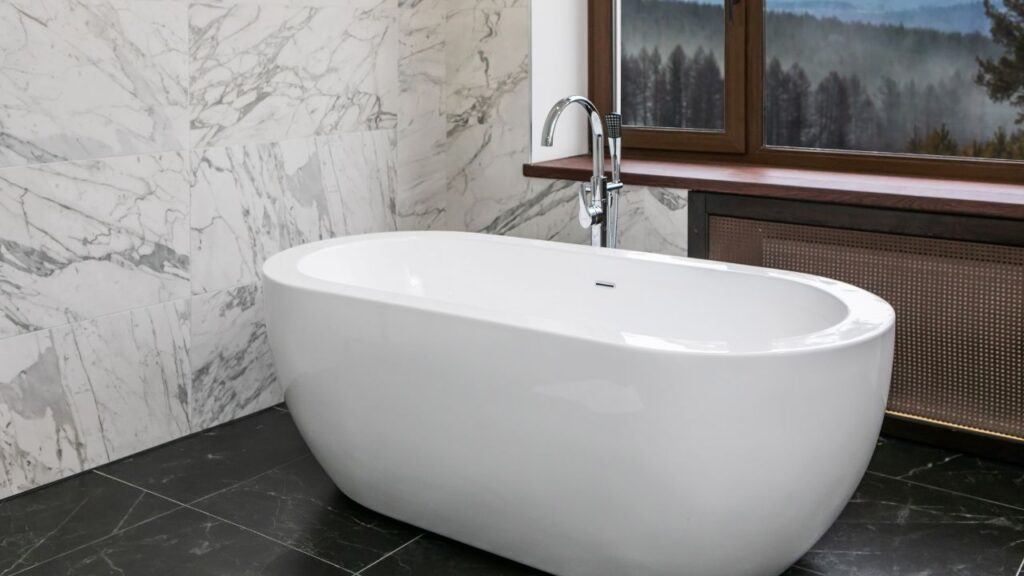 Freestanding Tubs_ More Space Than the Spec Sheet Shows