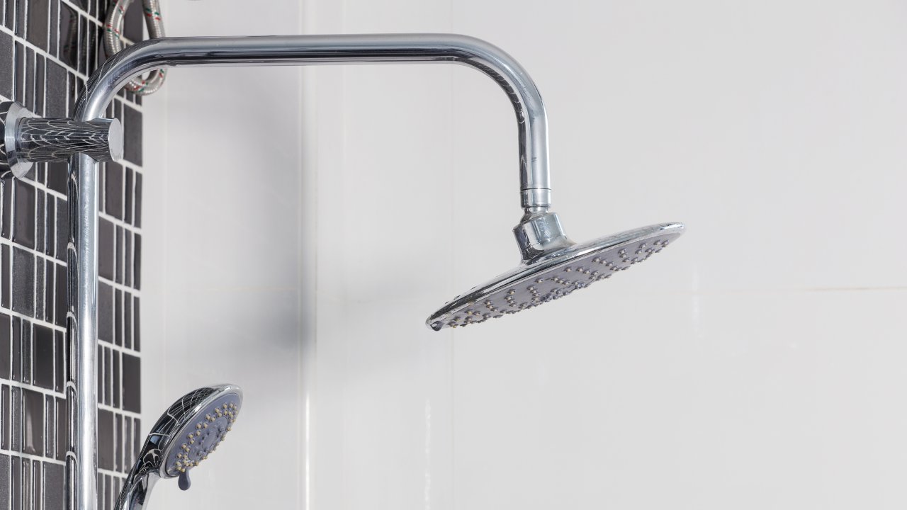 Handheld vs Fixed Showerheads_ Which One Works Better for Daily Use