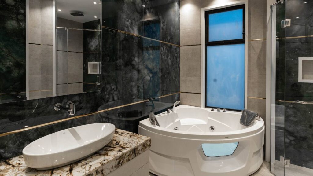 Layout Strategies That Make Small Bathrooms Work